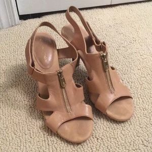 Adrienne Vittadini heels